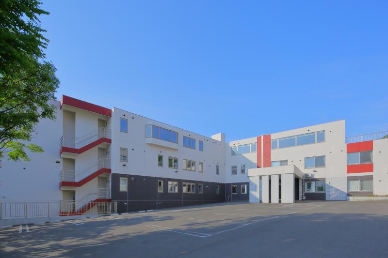 有料老人ホーム　らくら宮の森