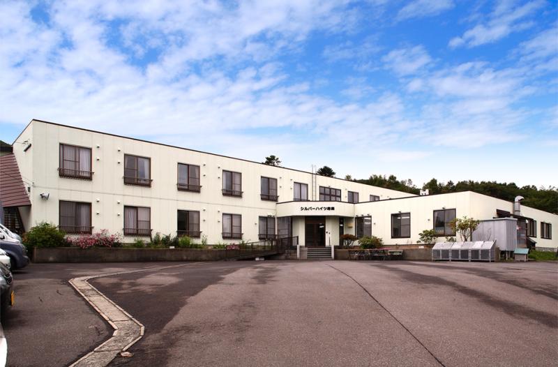住宅型有料老人ホーム　シルバーハイツ寿楽